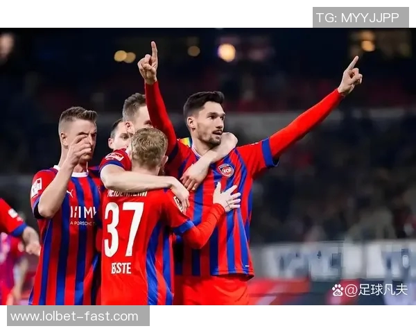 切尔西在世界杯中以3-0战胜本菲卡帽子戏法引发全场狂欢战术分析揭秘